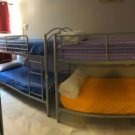 Pensión Livia Urban Torremolinos